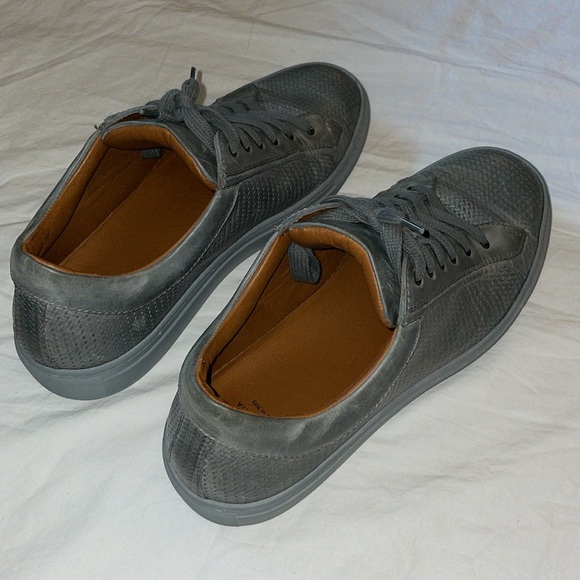 Aquatalia Alaric Leather Sneaker - Picture 3 of 7